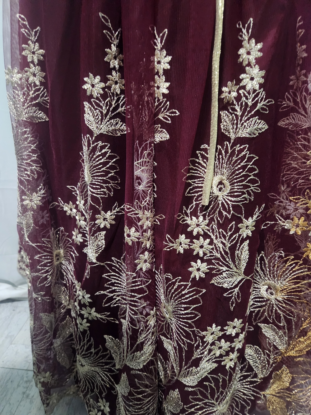 Alyce Designs Burgundy Formal Dress. Romantic Renaissance Fairycore Princess. - Picture 4 of 12